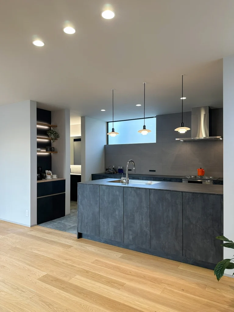 新潟市｜予約制見学会「スミキリの家～BLACK　COFFEE　FACTORY～」＜予約制＞